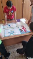 Изготовление учениками стенгазет о здоровом образе жизни